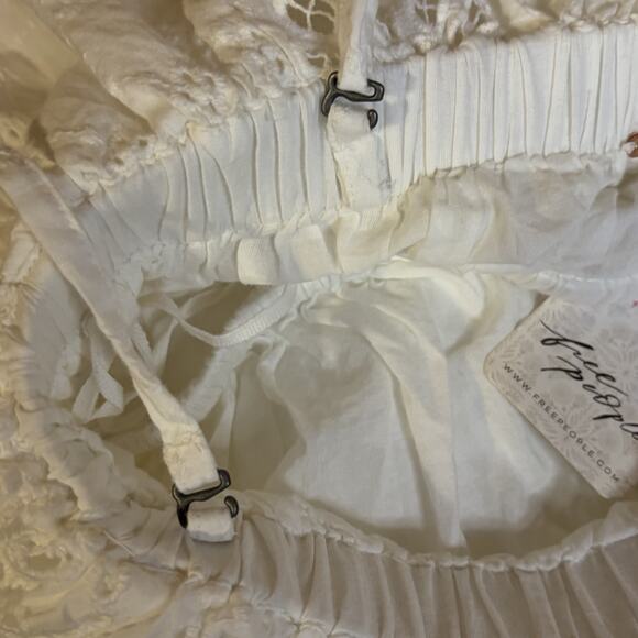 Free People Midnight Cruiser One-Piece Jumpsuit White Eyelets Lined Size XS - Picture 13 of 16